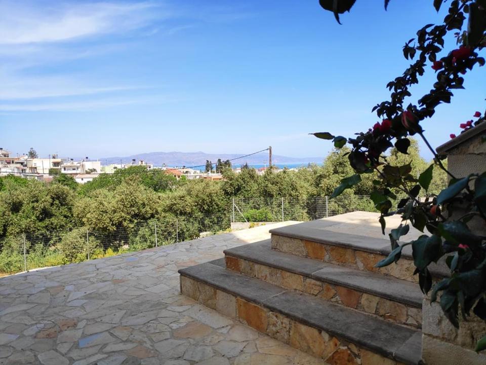 Xenia'S Countryside Guesthouse Ajía Marína Kültér fotó